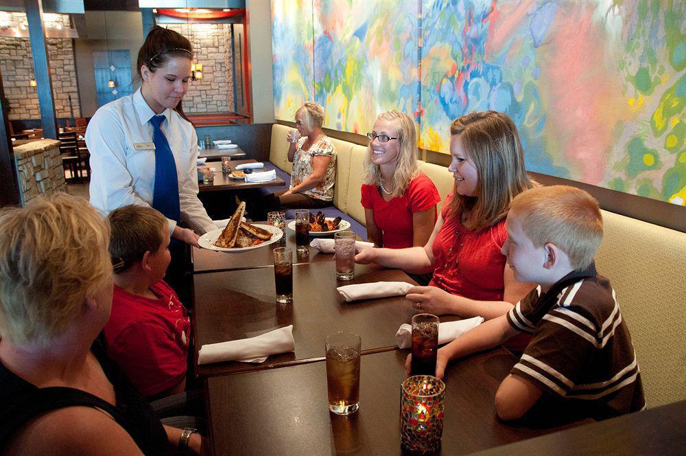 Canad Inns Destination Center Grand Forks Buitenkant foto