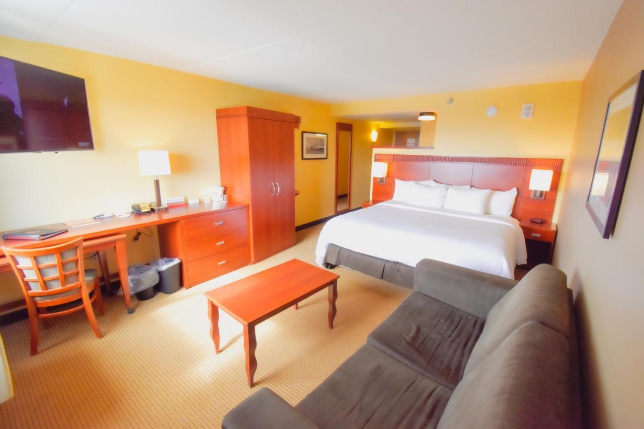 Canad Inns Destination Center Grand Forks Buitenkant foto