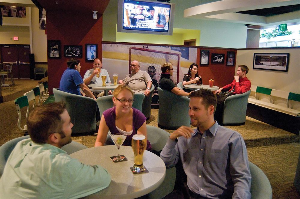 Canad Inns Destination Center Grand Forks Buitenkant foto