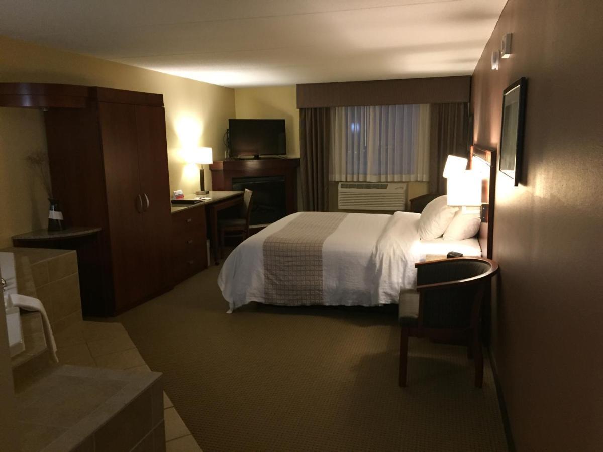 Canad Inns Destination Center Grand Forks Buitenkant foto