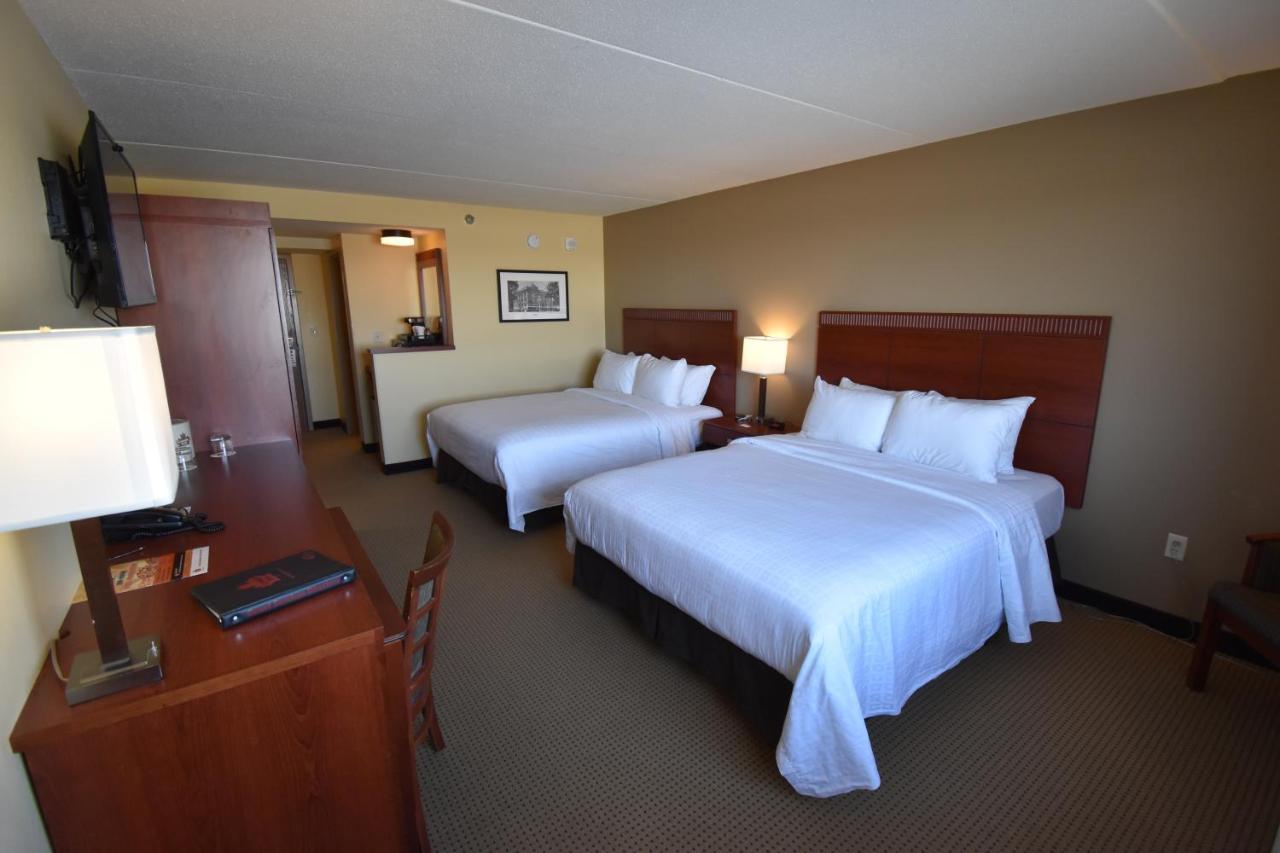 Canad Inns Destination Center Grand Forks Buitenkant foto