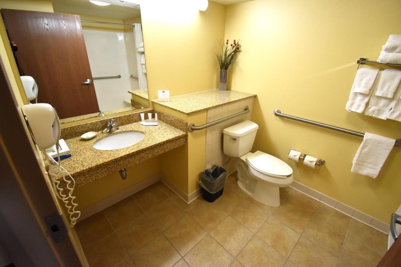 Canad Inns Destination Center Grand Forks Buitenkant foto
